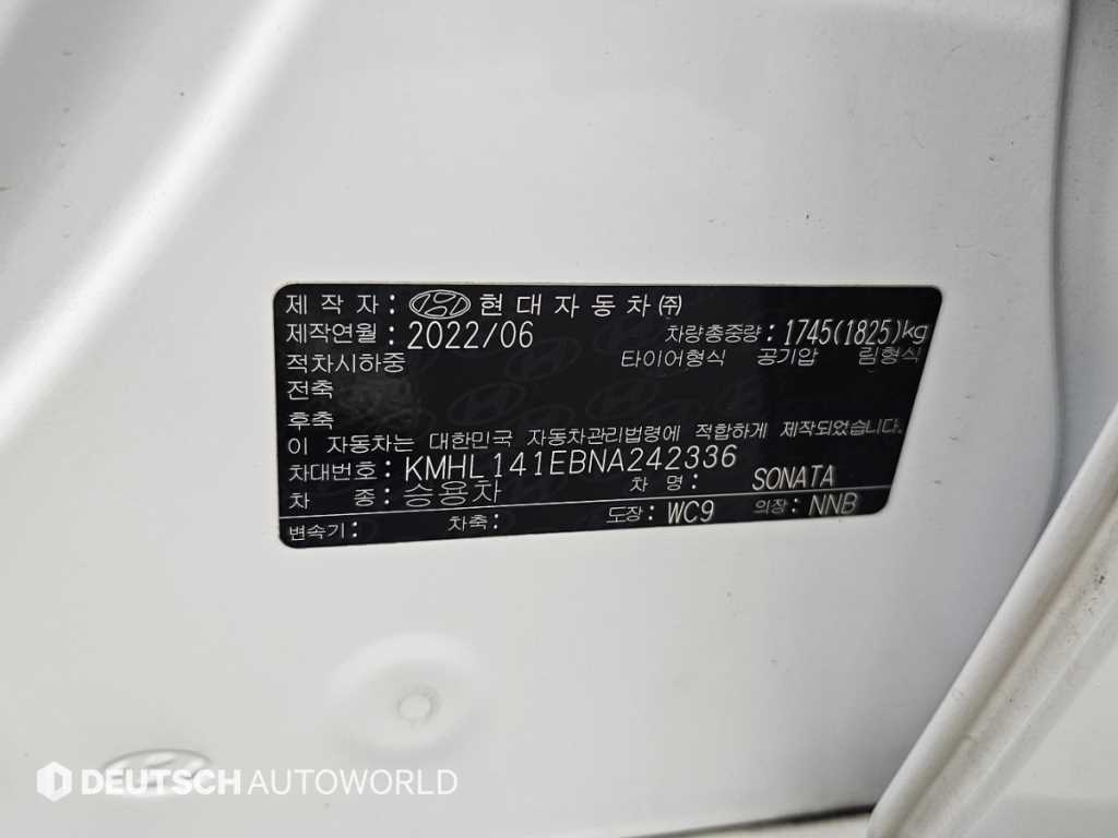 Hyundai Sonata — photo 20