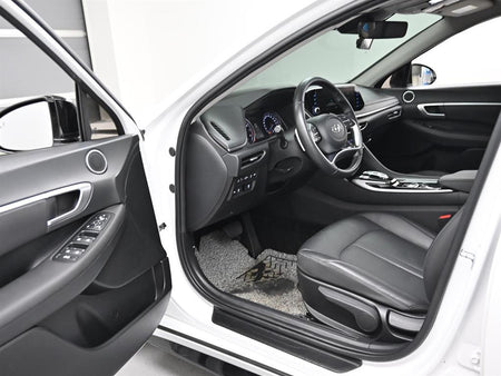 Hyundai Sonata — photo 11