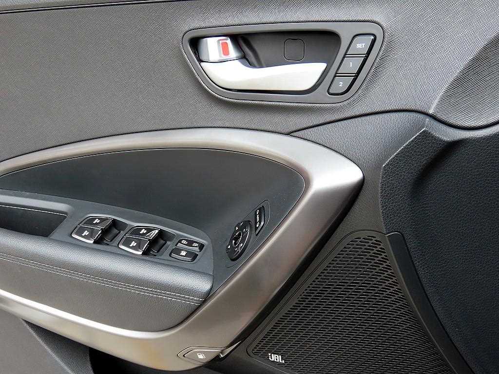 Hyundai Santafe — photo 11