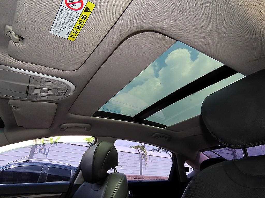 Genesis G80 — photo 16