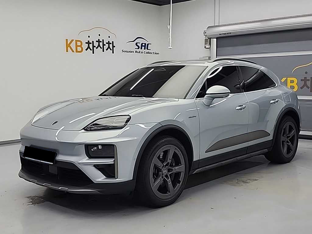Porsche Macan — photo 01