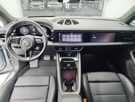 Porsche Macan — photo 07