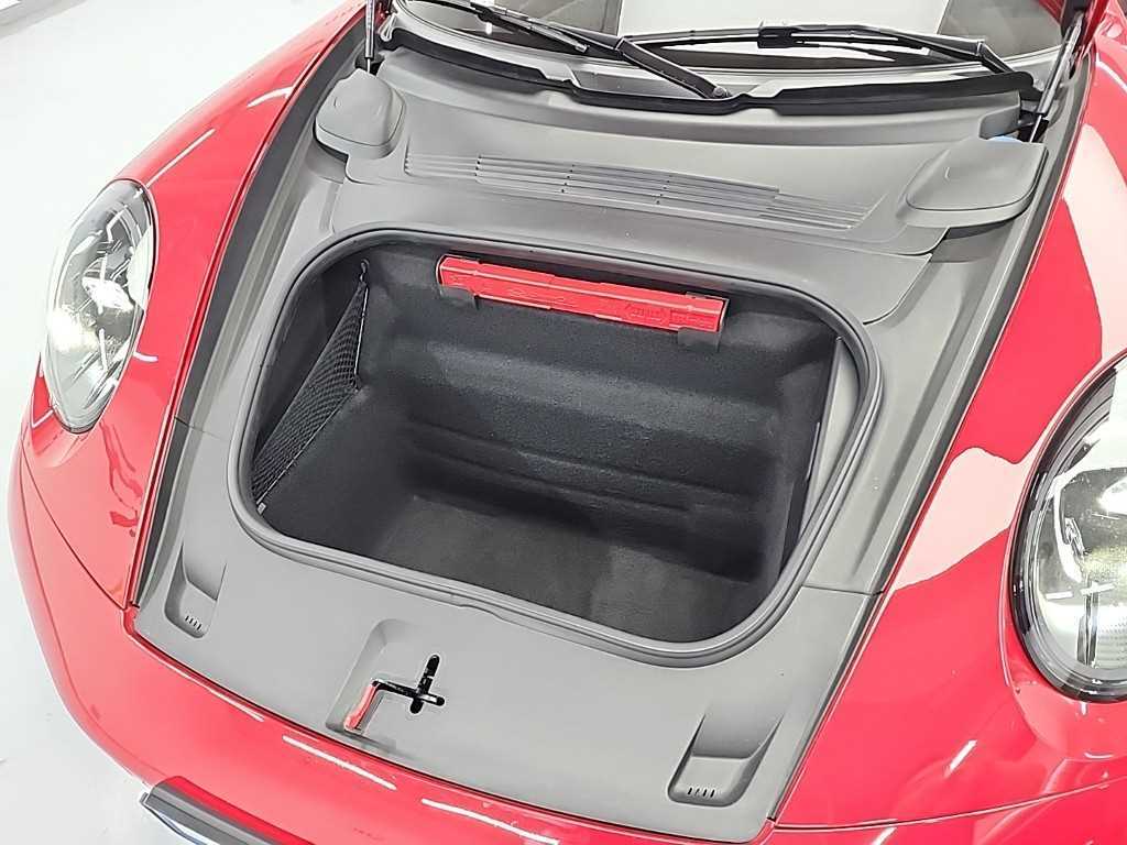 Porsche 911 — photo 05