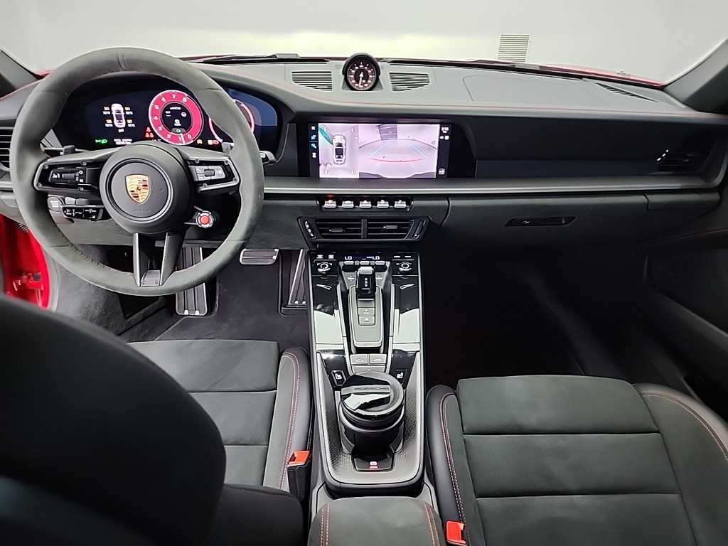 Porsche 911 — photo 07