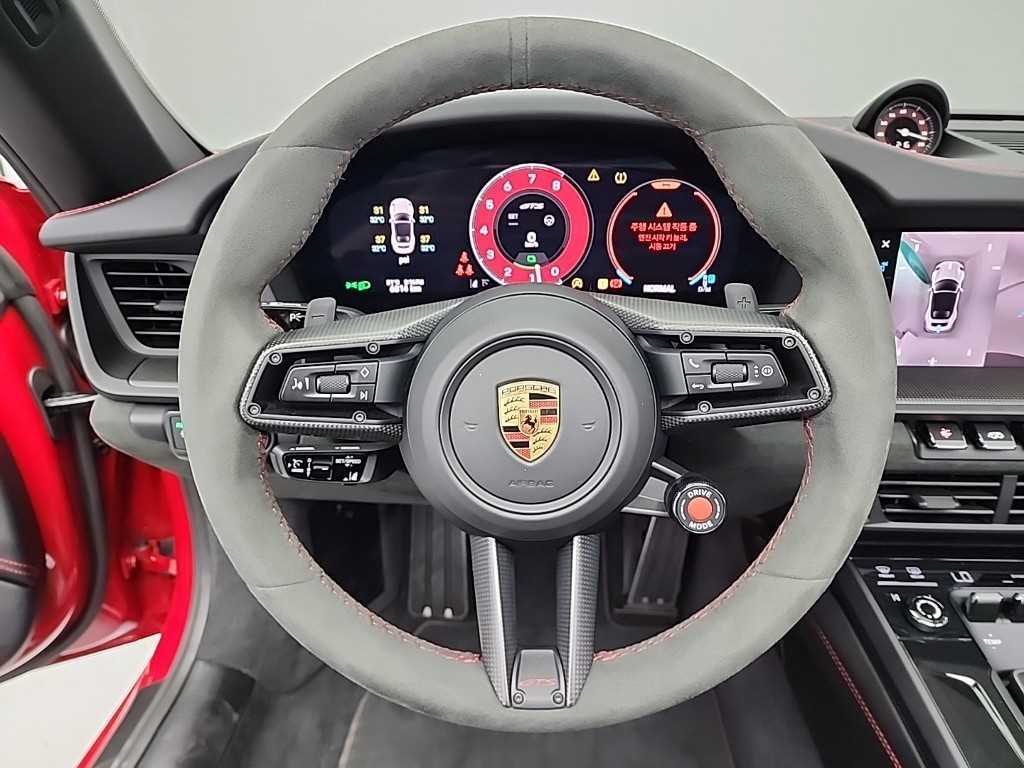 Porsche 911 — photo 09
