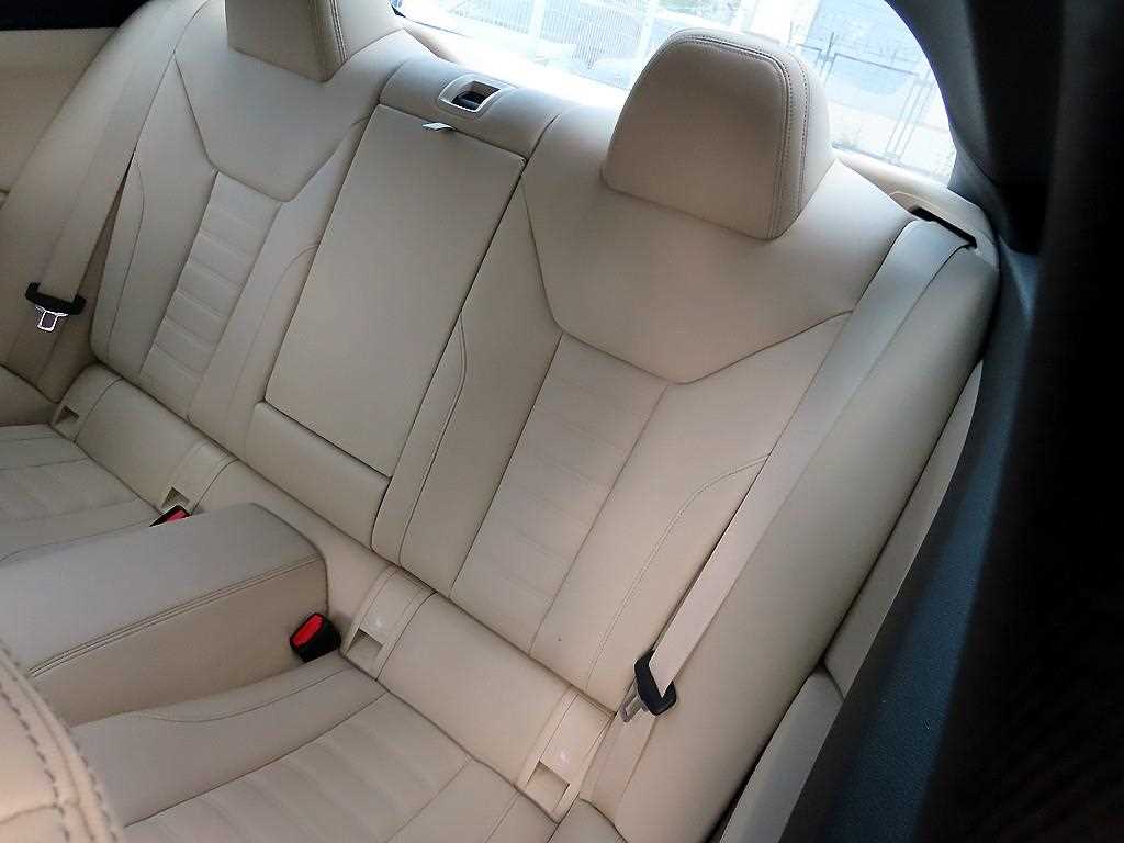 BMW 4-Series — photo 06
