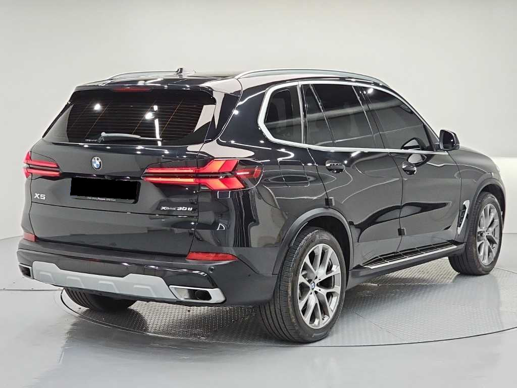 BMW X5 — photo 04