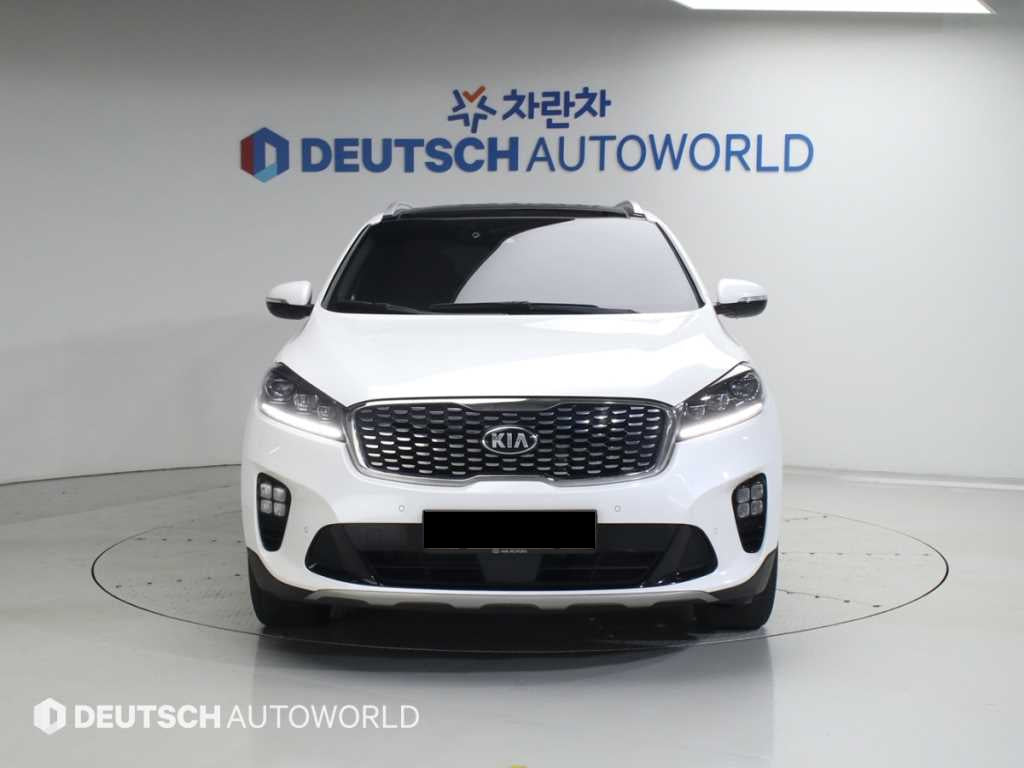 Kia Sorento — photo 03