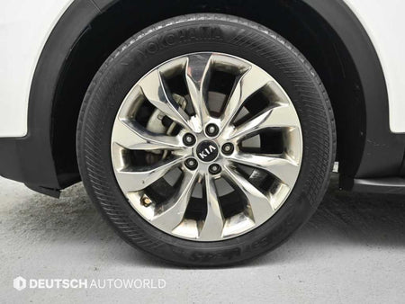 Kia Sorento — photo 05