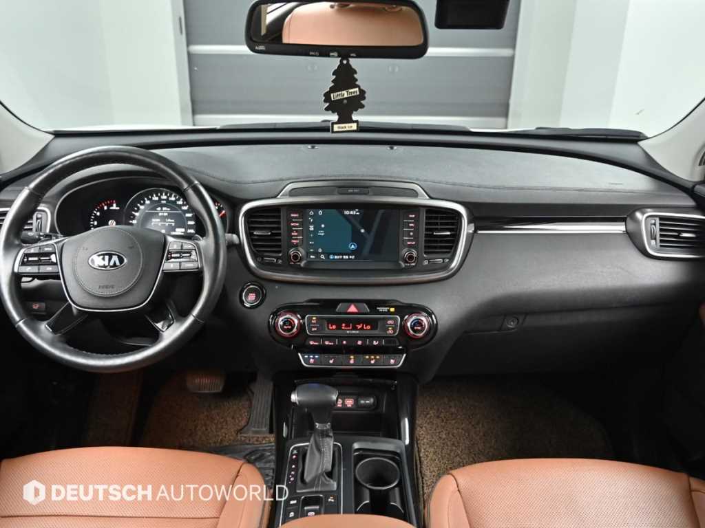 Kia Sorento — photo 07