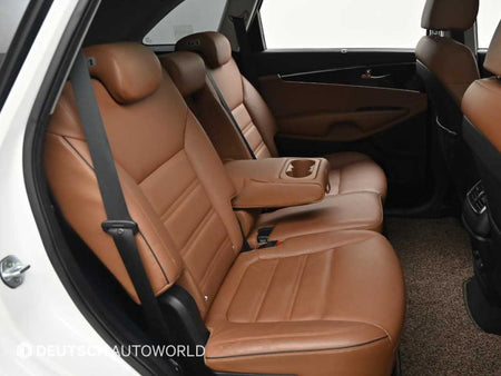 Kia Sorento — photo 12