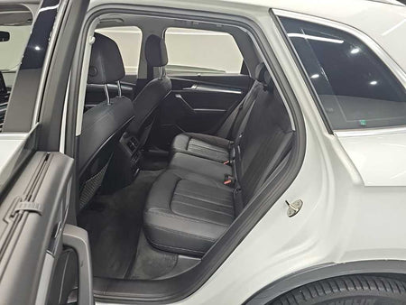 Audi Q5 — photo 12