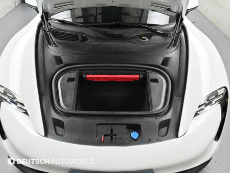 Porsche Taycan — photo 06