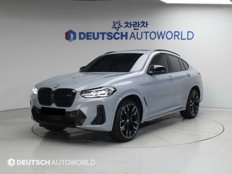 BMW X4 — photo 01