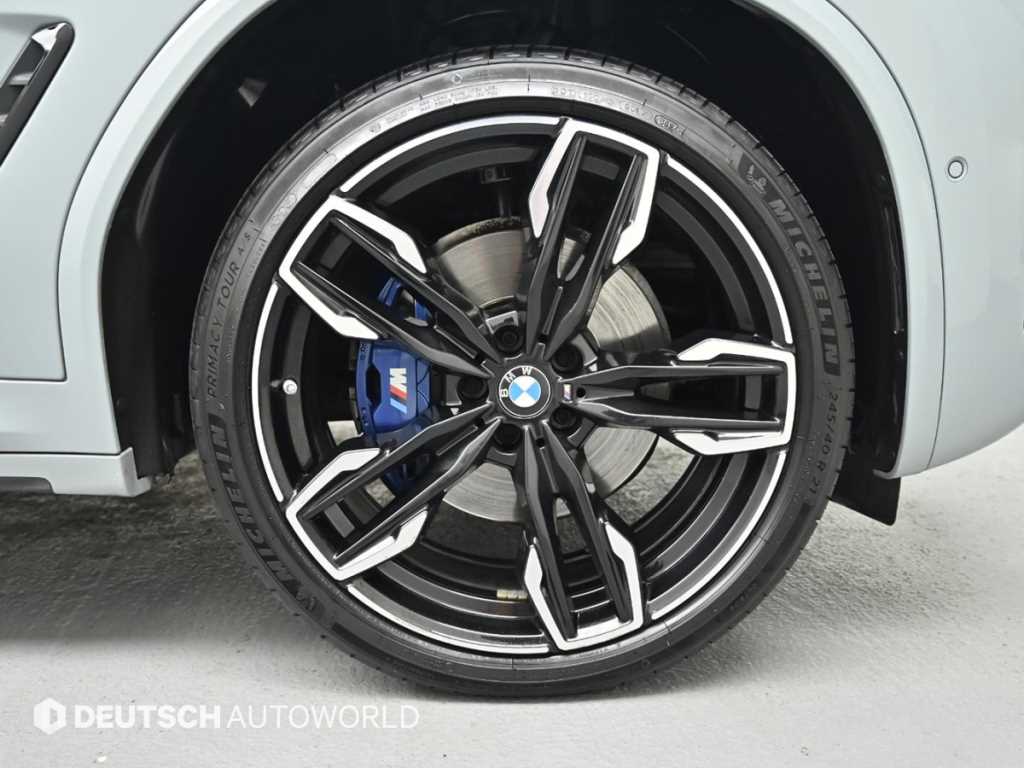 BMW X4 — photo 05