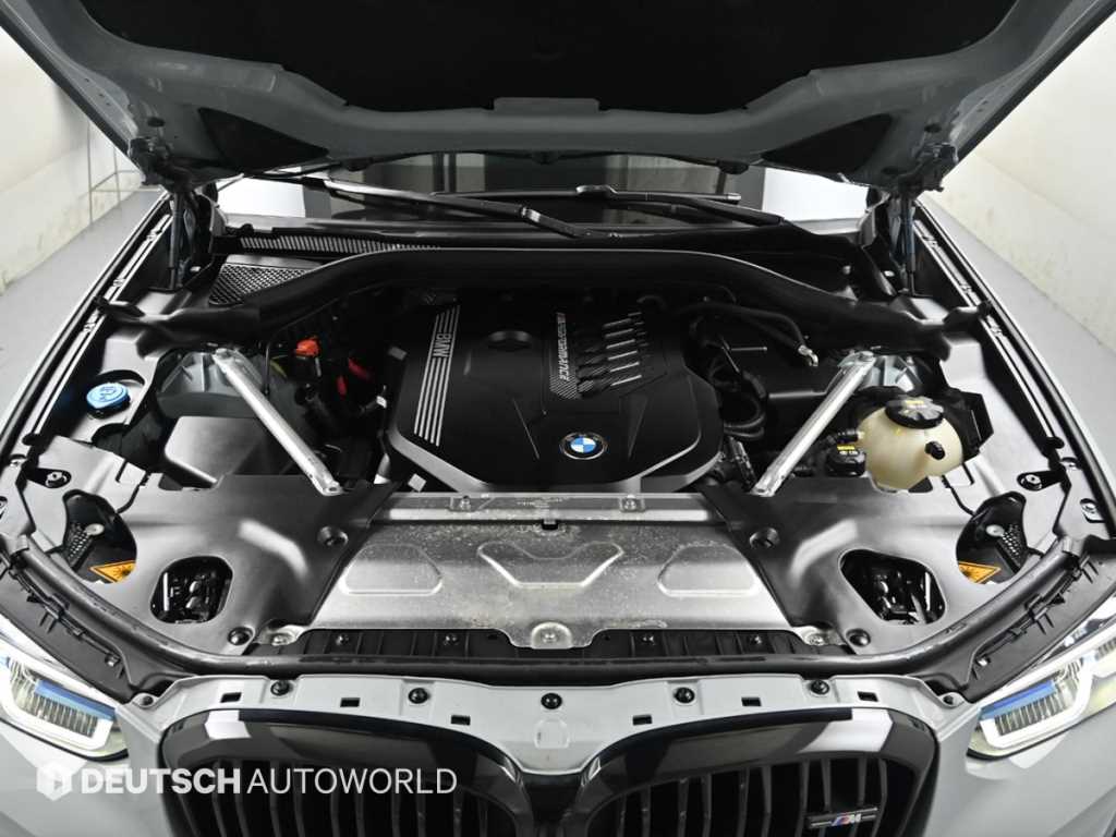 BMW X4 — photo 06