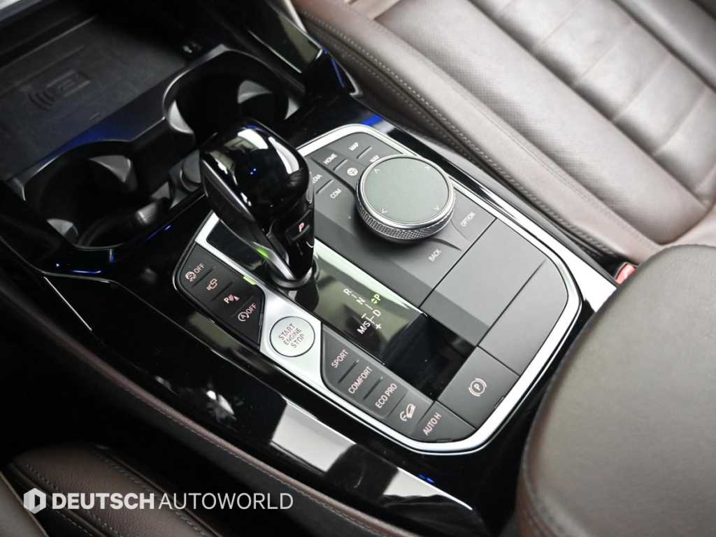 BMW X4 — photo 09