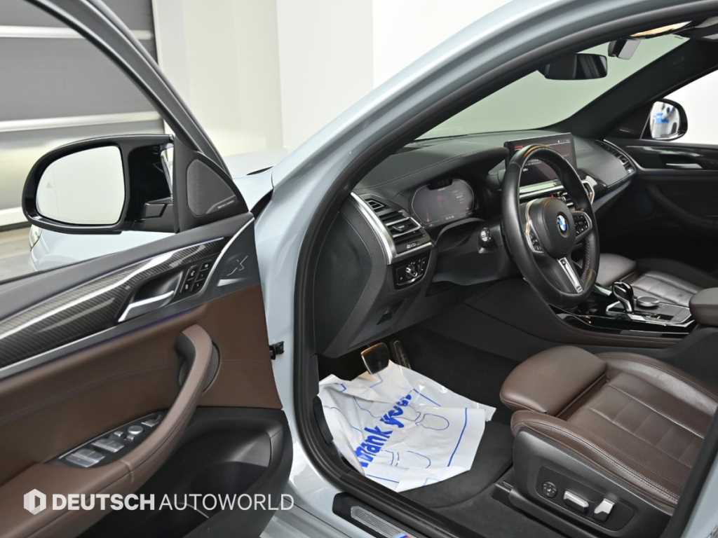 BMW X4 — photo 11