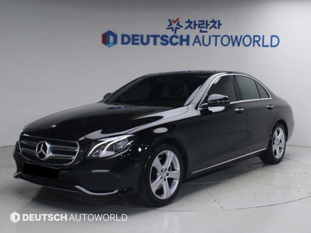 Mercedes-Benz E-Class — photo 01