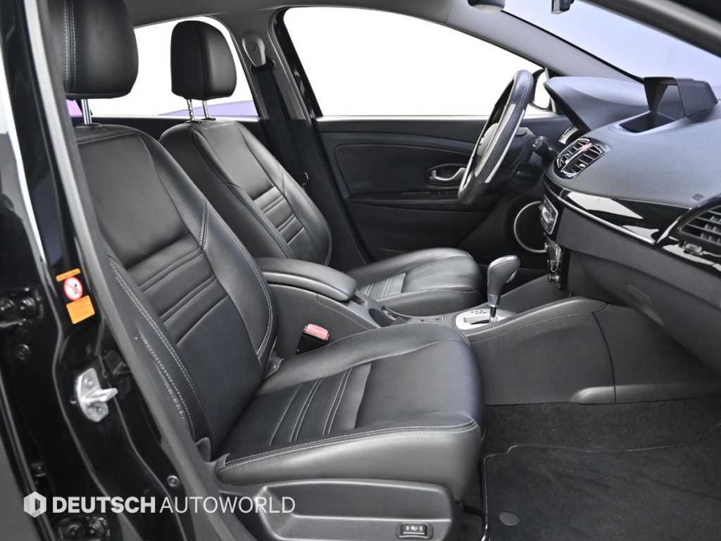 RENAULT SM3 — photo 10
