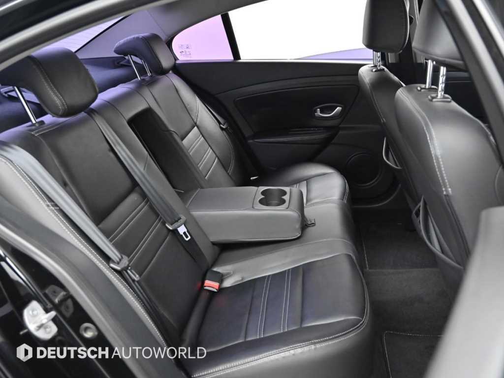 RENAULT SM3 — photo 12