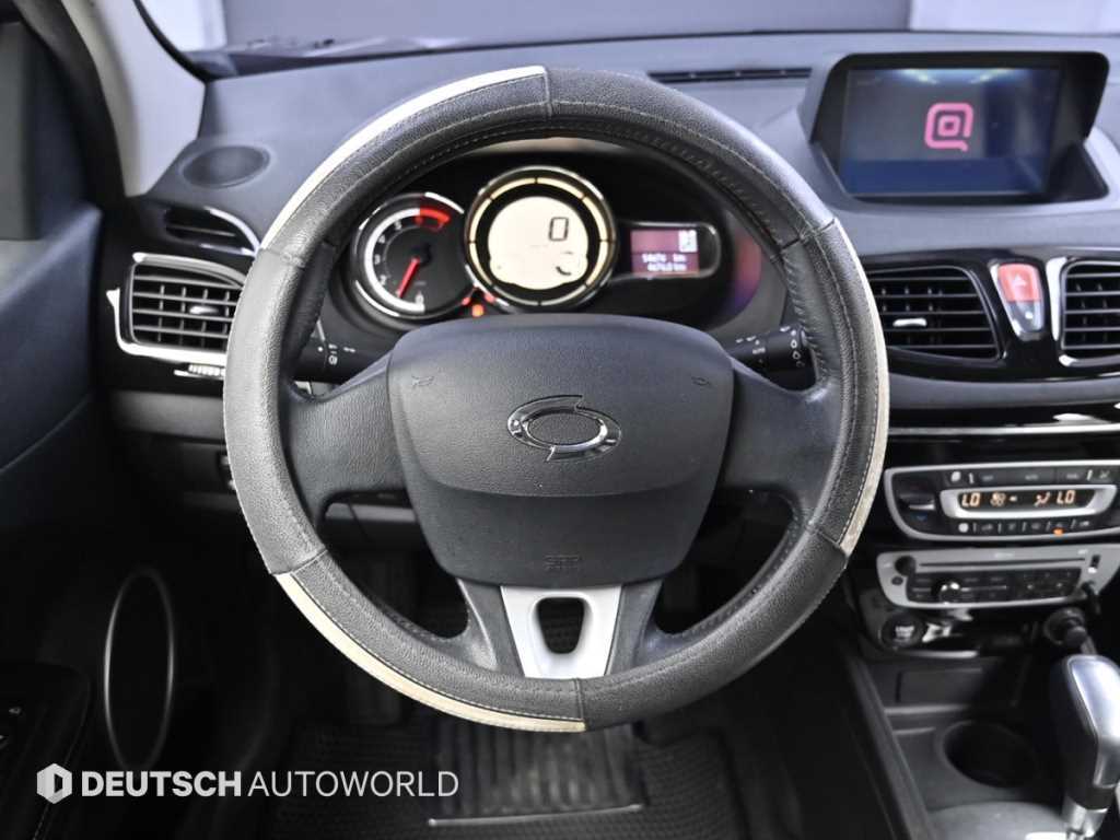 RENAULT SM3 — photo 13