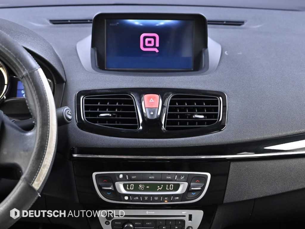 RENAULT SM3 — photo 14