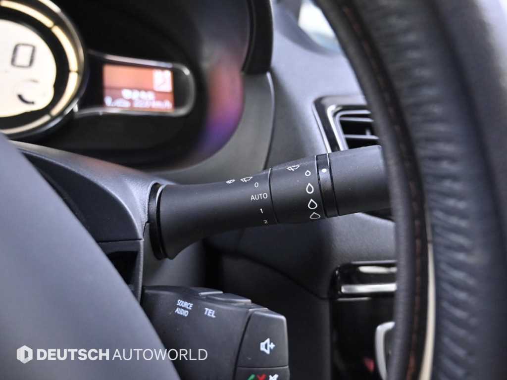 RENAULT SM3 — photo 16