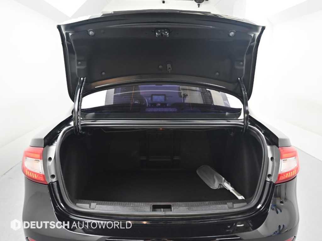 RENAULT SM3 — photo 19
