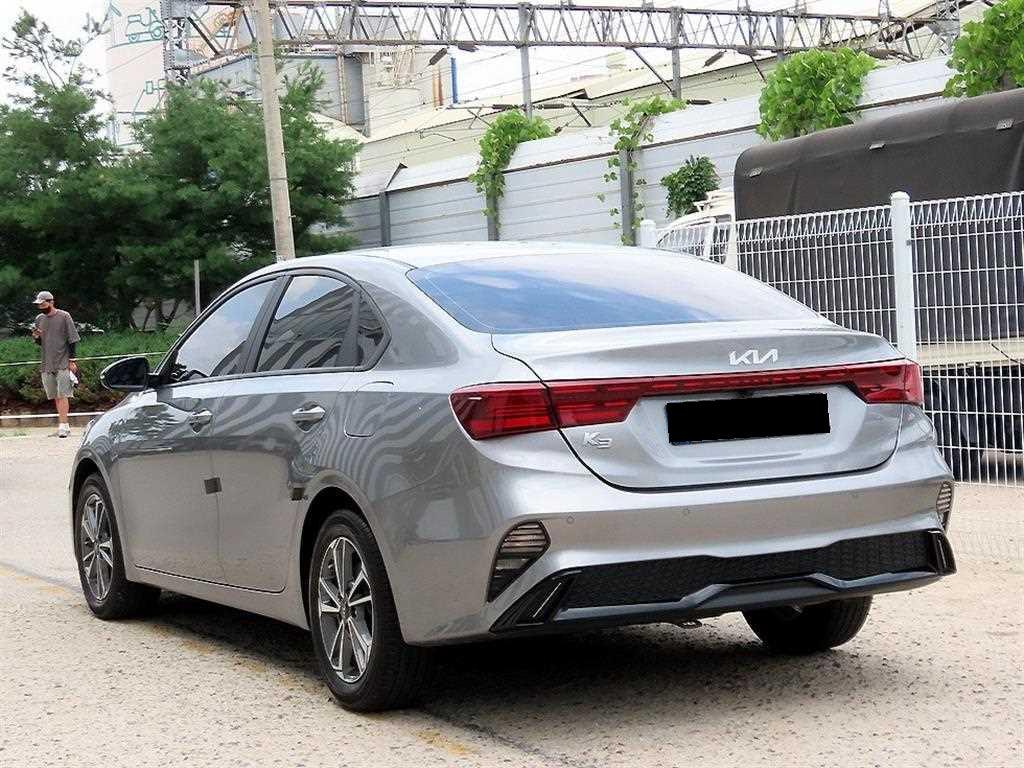 Kia K3 — photo 03