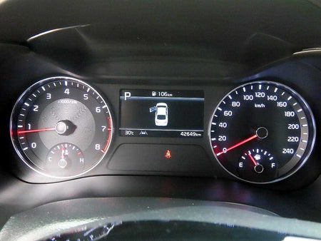 Kia K3 — photo 09