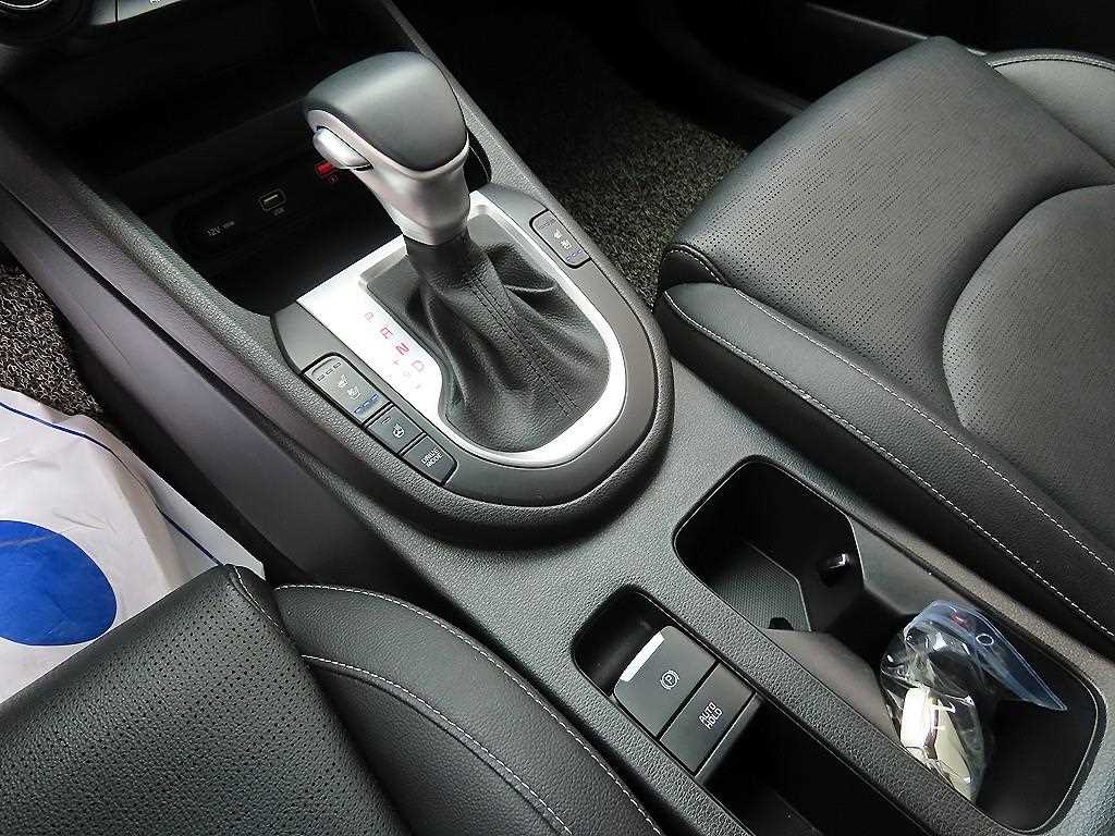 Kia K3 — photo 10
