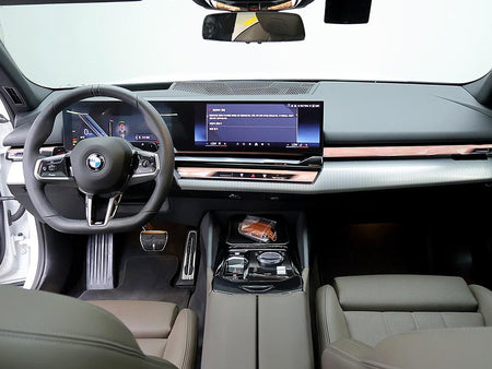 BMW 5-Series — photo 05