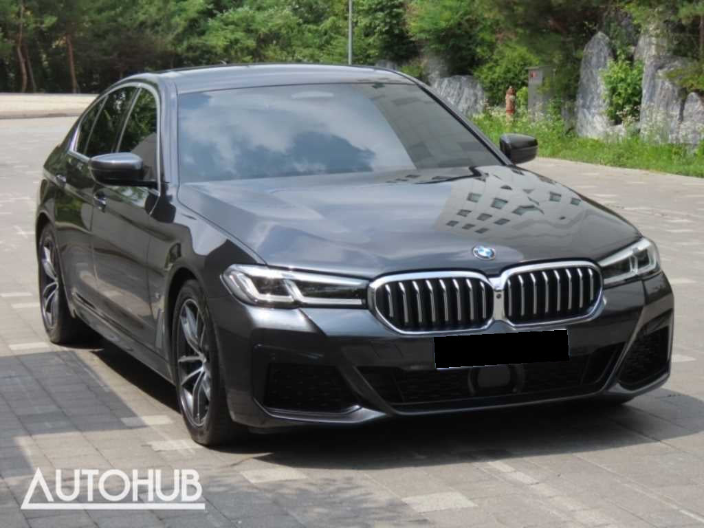 BMW 5-Series — photo 02