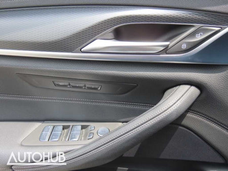 BMW 5-Series — photo 13