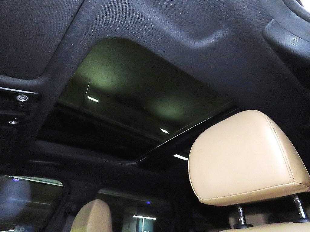 Kia Sorento — photo 14