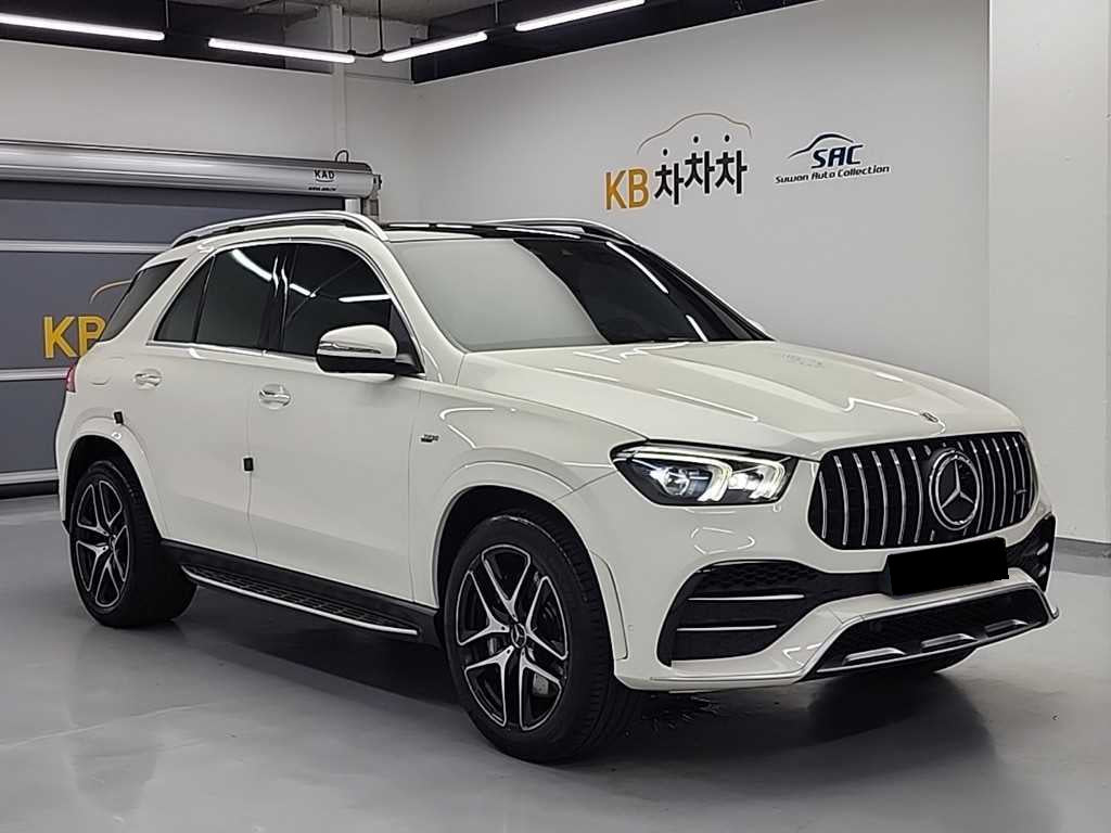 Mercedes-Benz GLE-Class — photo 04