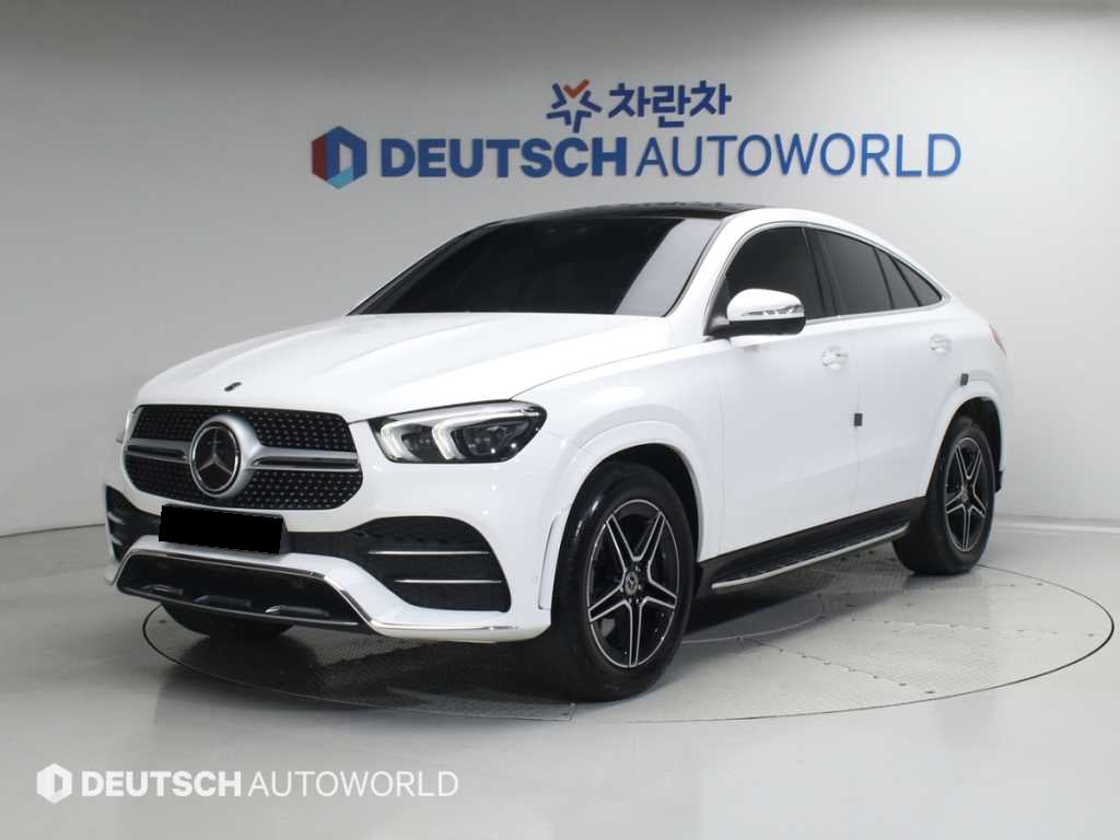 Mercedes-Benz GLE-Class — photo 01