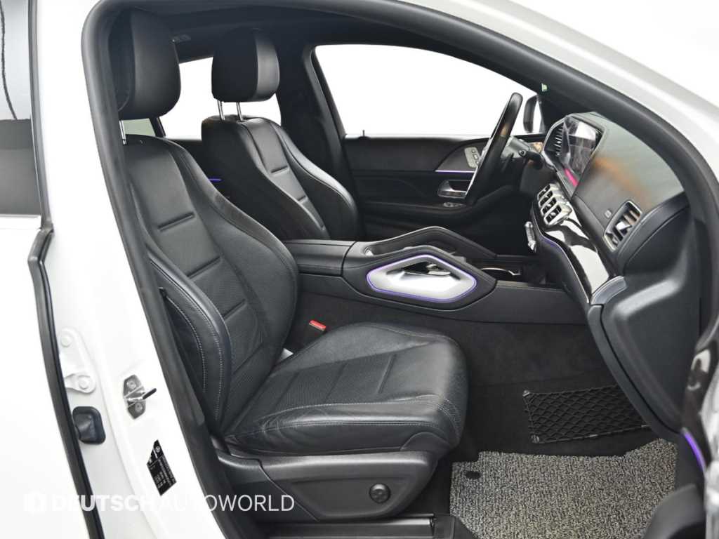 Mercedes-Benz GLE-Class — photo 10