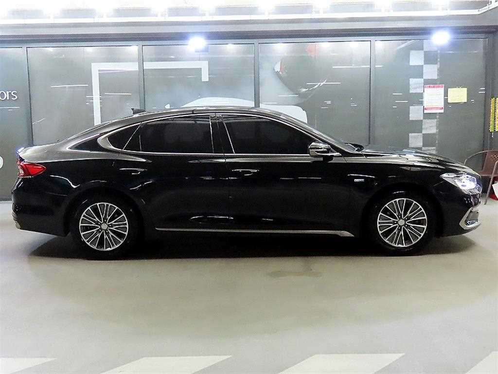 Hyundai Grandeur — photo 03