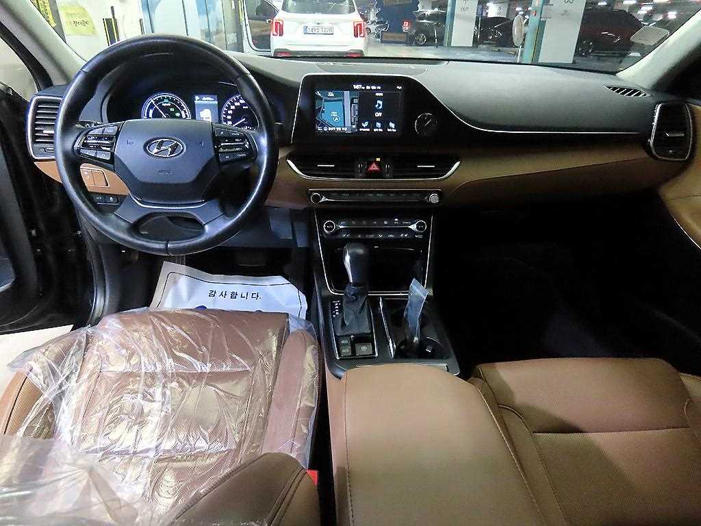 Hyundai Grandeur — photo 10