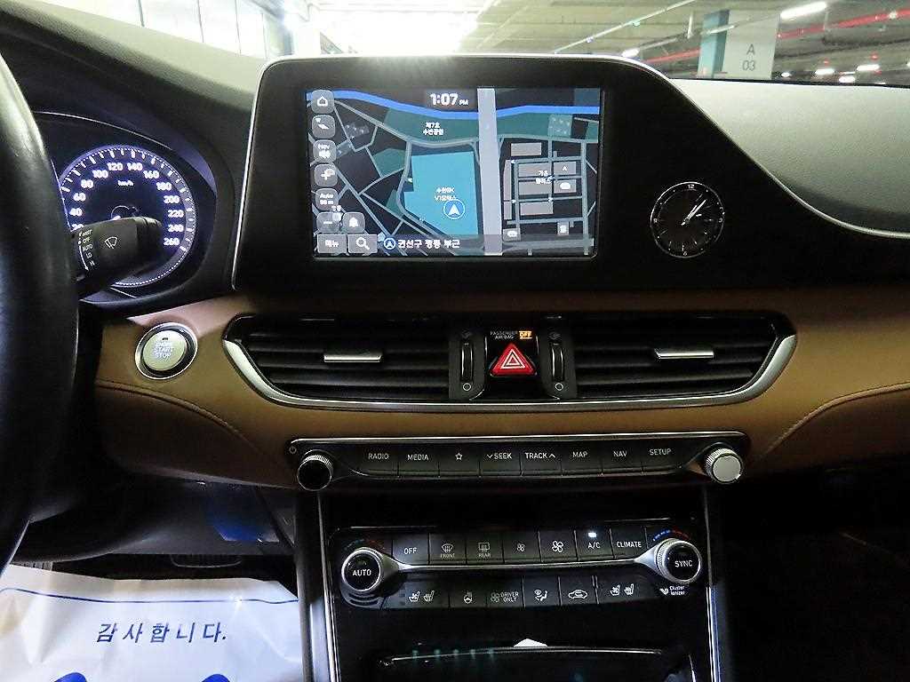 Hyundai Grandeur — photo 11