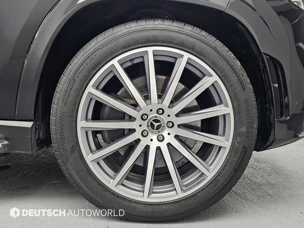 Mercedes-Benz GLS-Class — photo 05