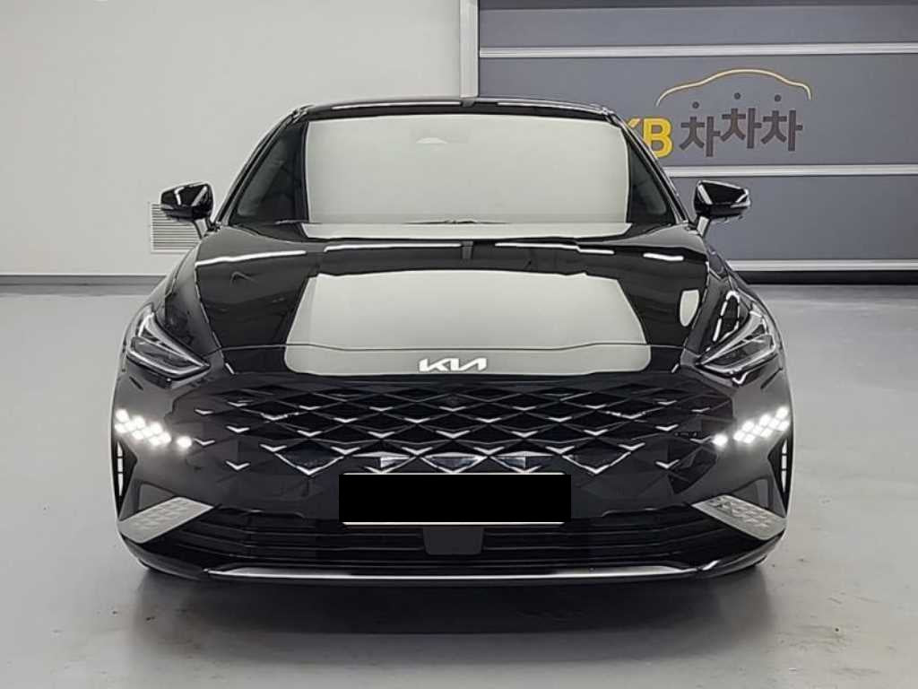 Kia K8 — photo 02