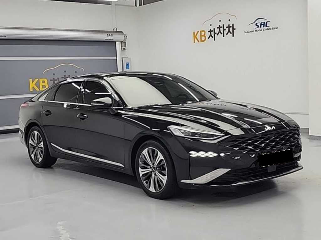 Kia K8 — photo 04