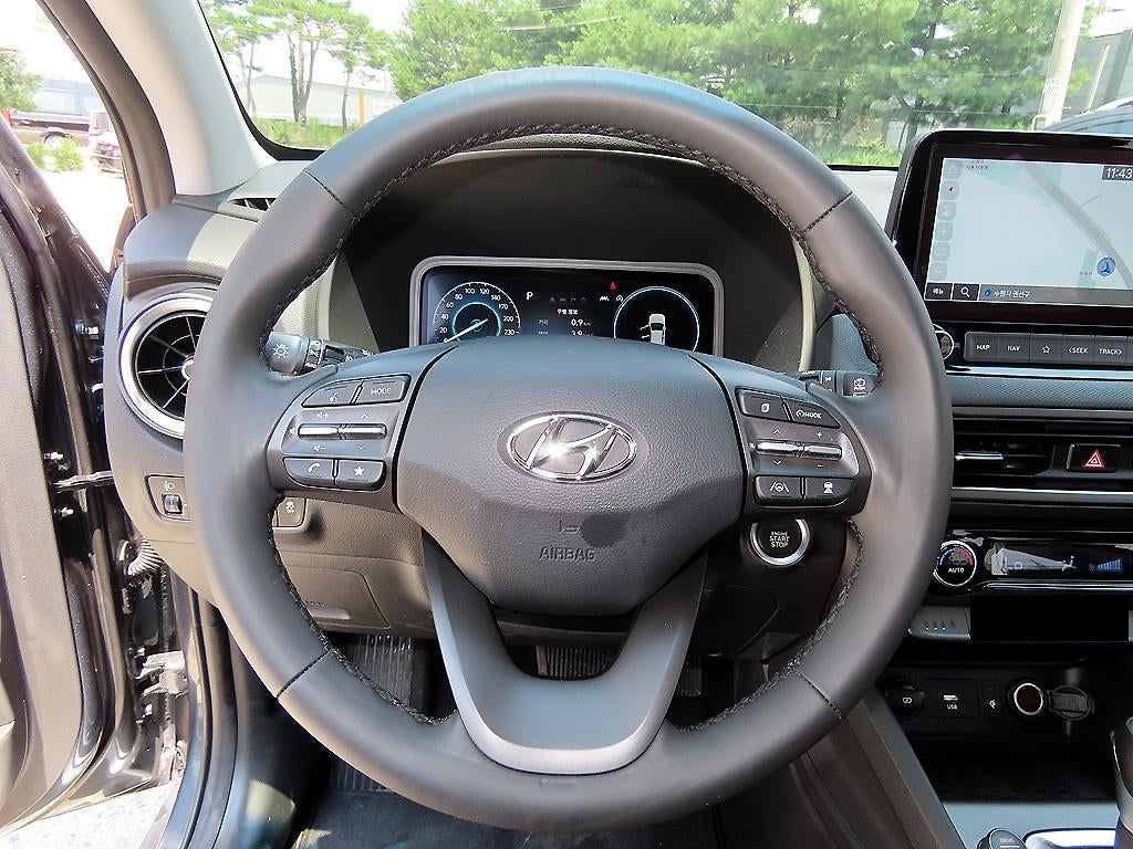 Hyundai Kona — photo 08