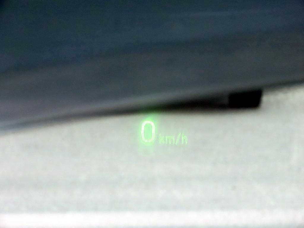 Genesis G80 — photo 10