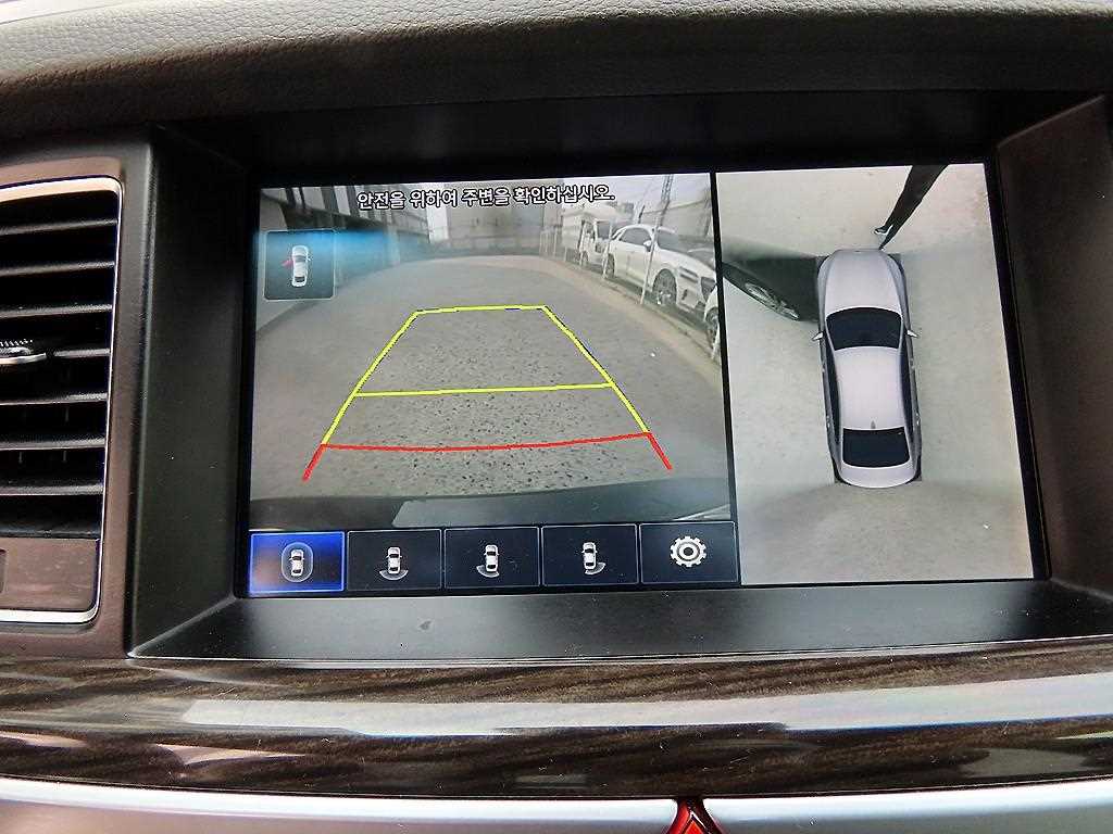 Genesis G80 — photo 14