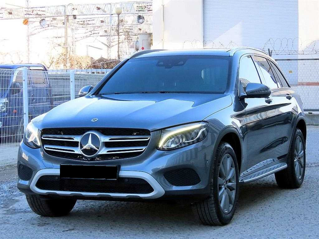 Mercedes-Benz GLC-Class — photo 02