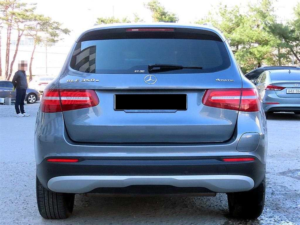 Mercedes-Benz GLC-Class — photo 04